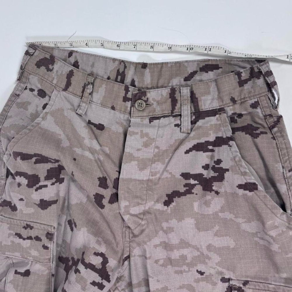 ❌SOLD❌ Tan Camo Straight-Leg Cargo Pants - Picture 5 of 7